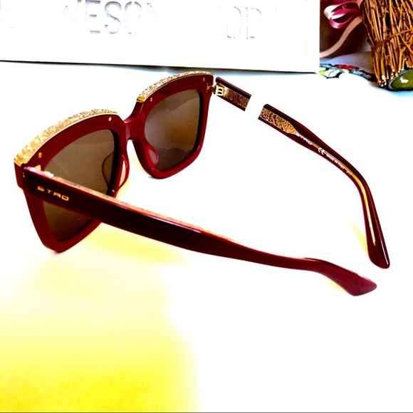 💯Authentic- ETRO Red Frame with Gold Embossed - Picture 5 of 12